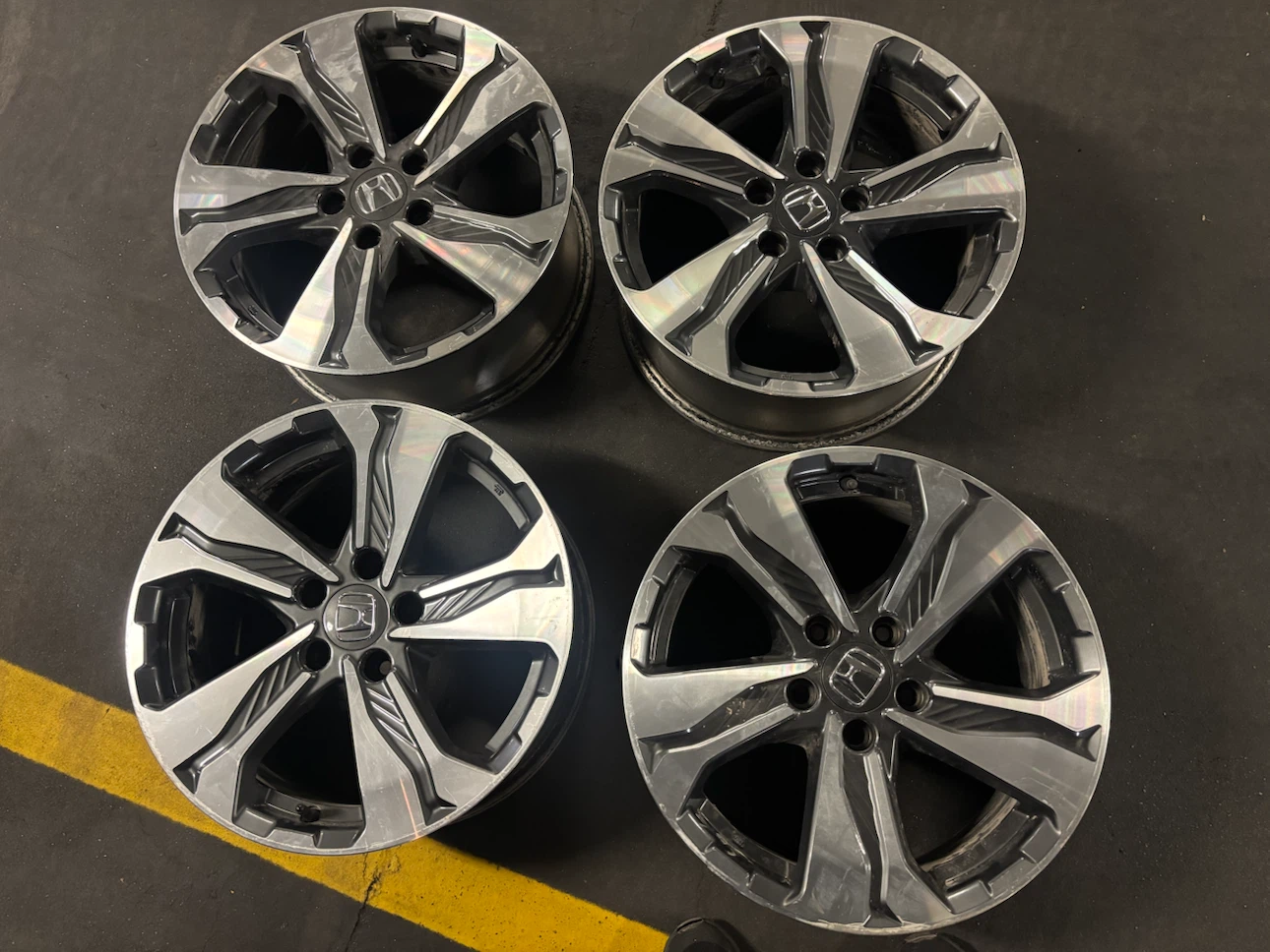 Honda CR-V OEM 17” Rims + Winter Tires (4) 225/65R17 5x114.3 - photo 3