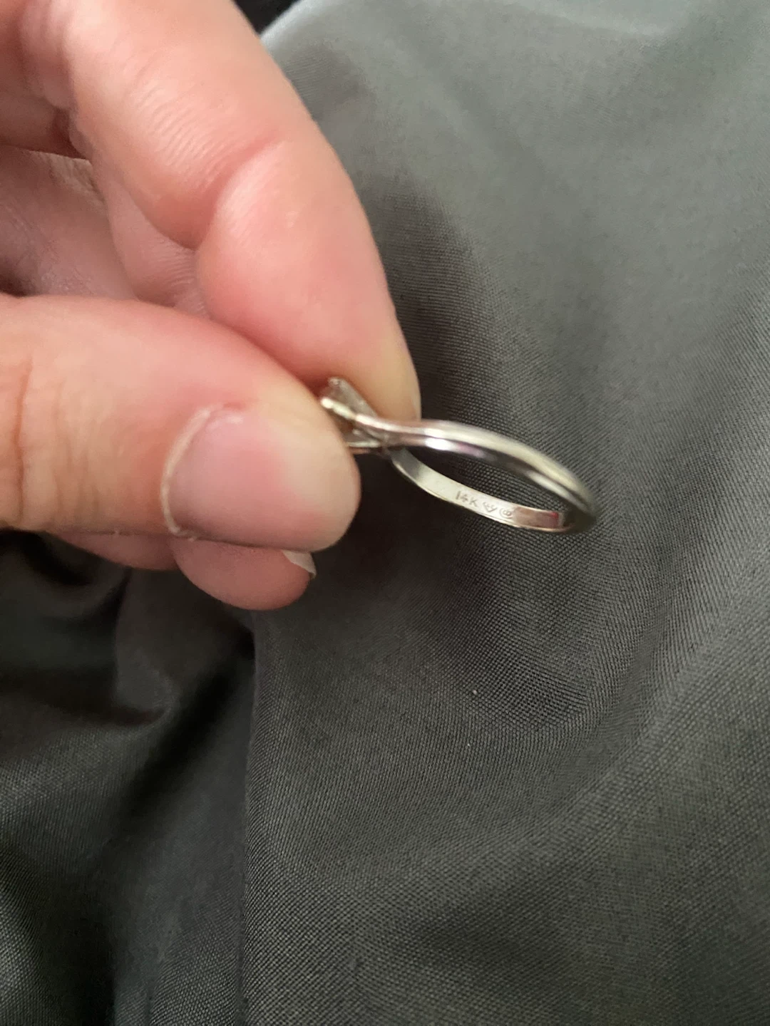 14K Gold Solitaire Ring - photo 3