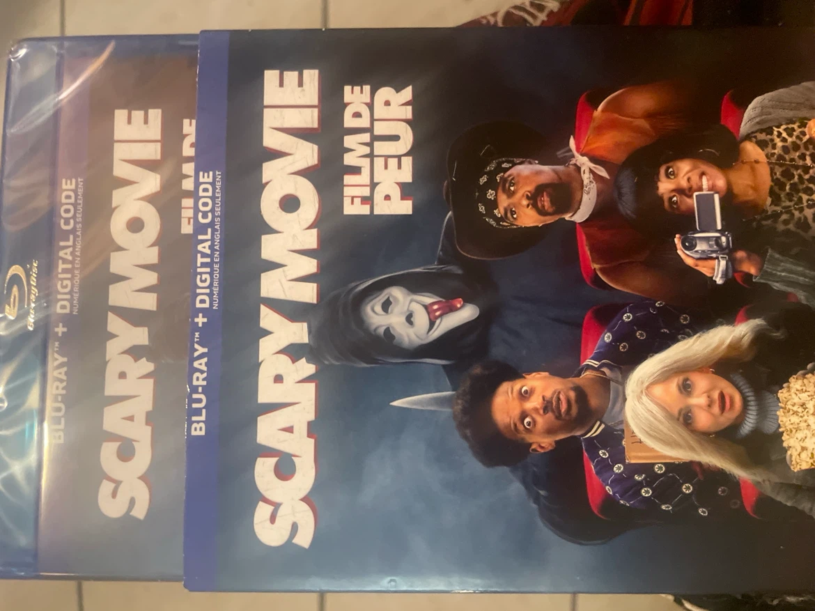 Scary Movie Blu-ray + Digital Code - photo 2