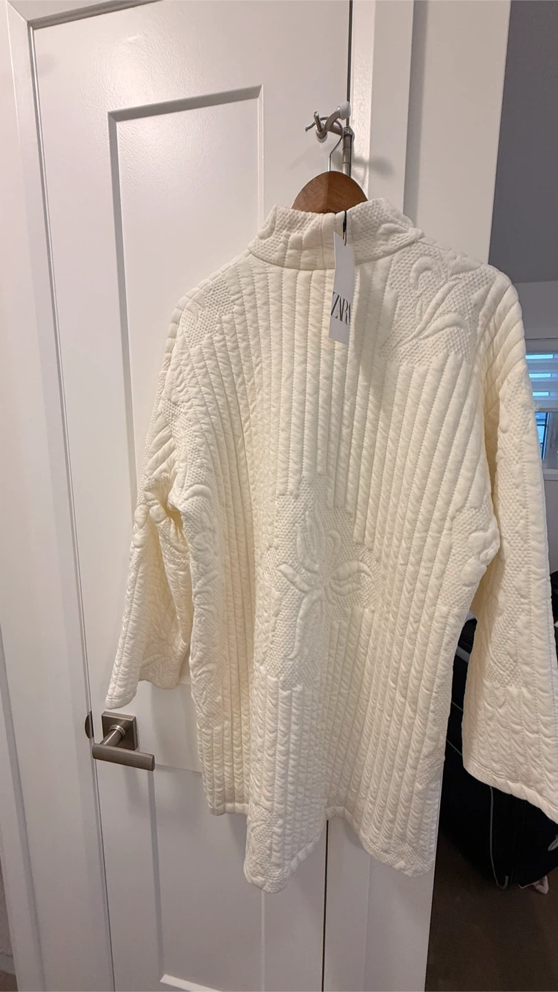 Zara Textured Quilted Sweater