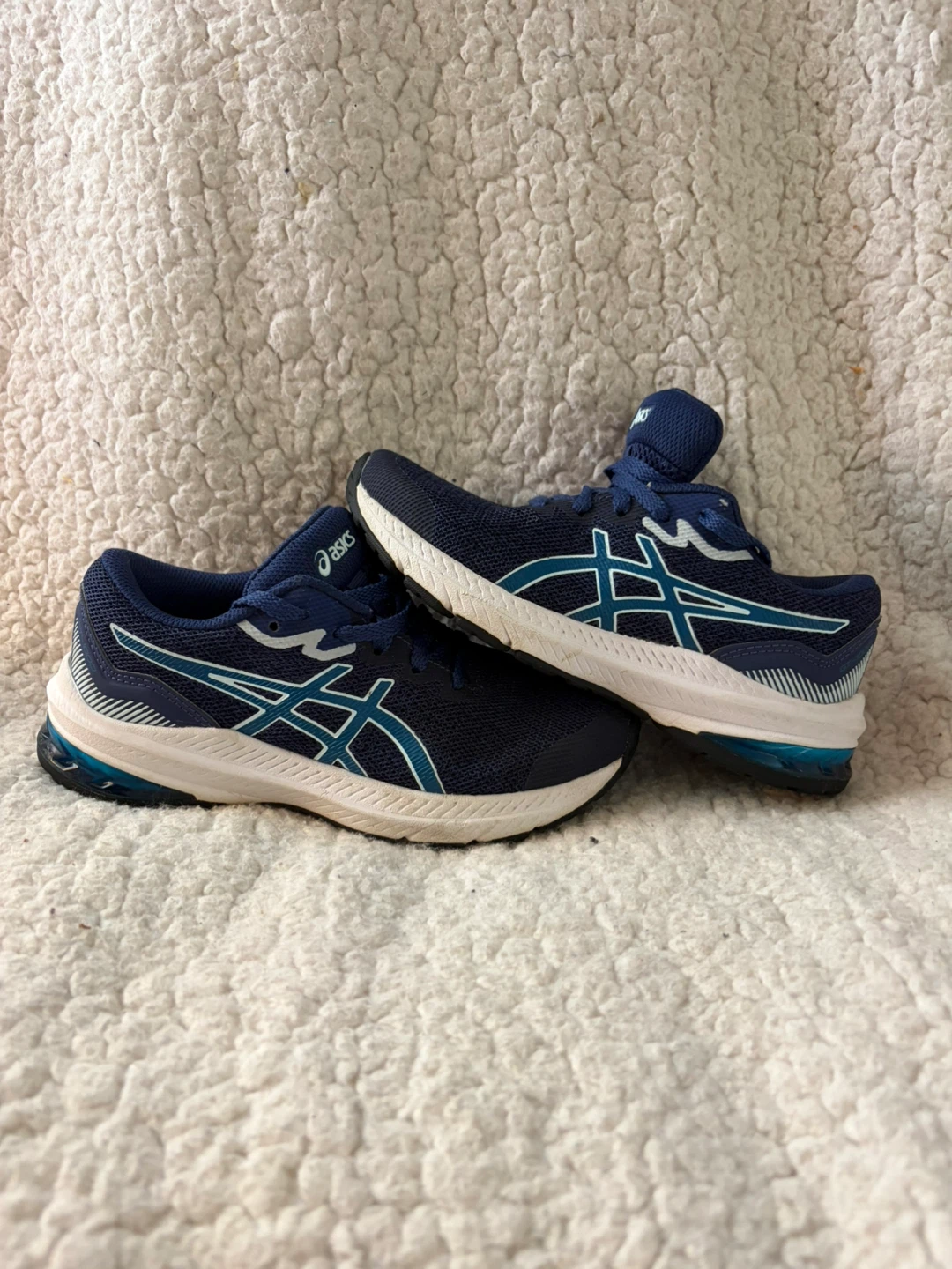 Kids ASICS GT-1000 Running Shoes