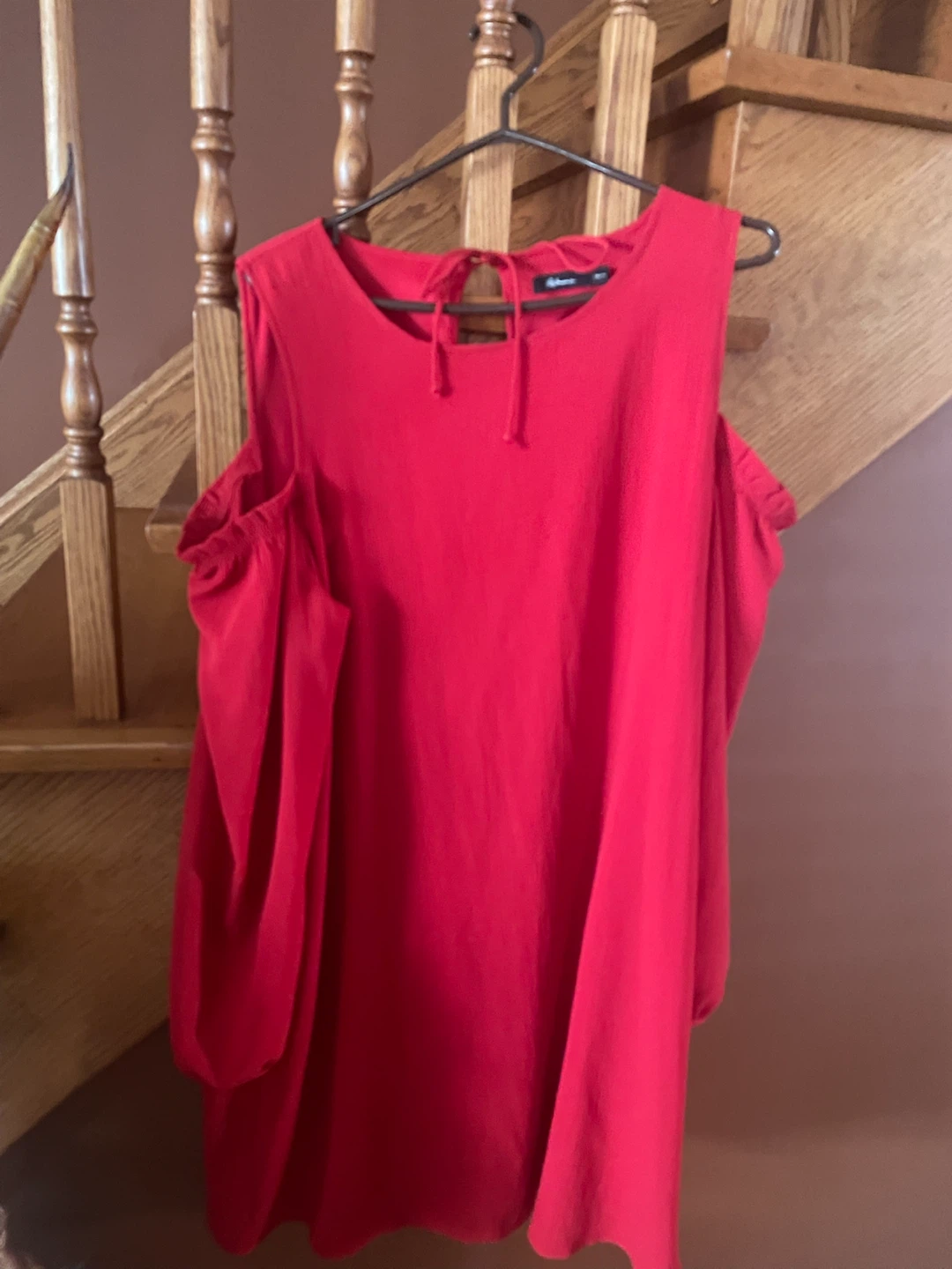 Reitmans Cold Shoulder Top