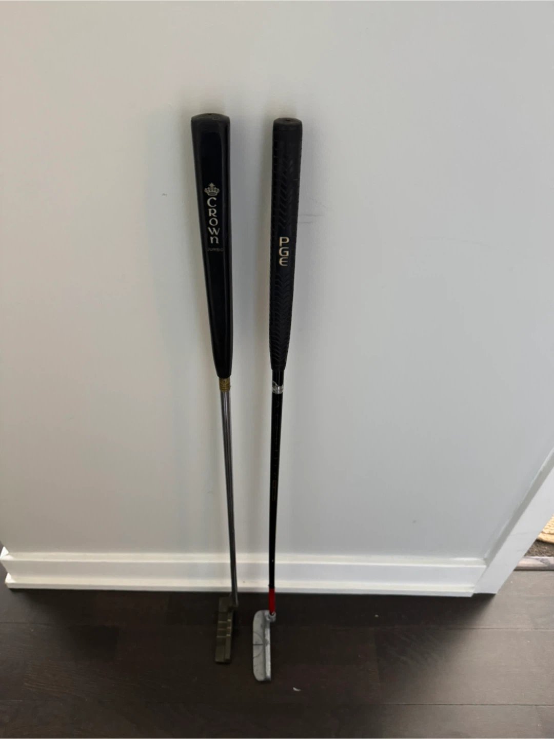 TaylorMade Burner Iron Set, Wilson r20 special wedge and Putters - photo 4