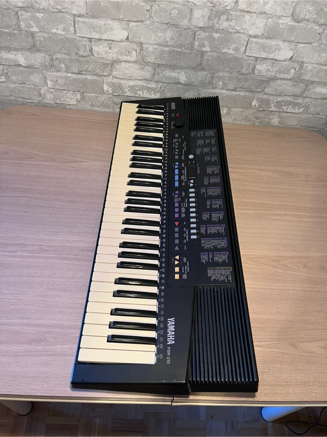Yamaha PSR-210 Keyboard (*read description) - photo 2