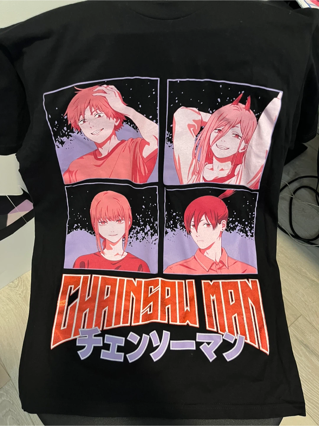 New Chainsaw Man T-Shirt Small Black Pink HotTopic Crunchyroll