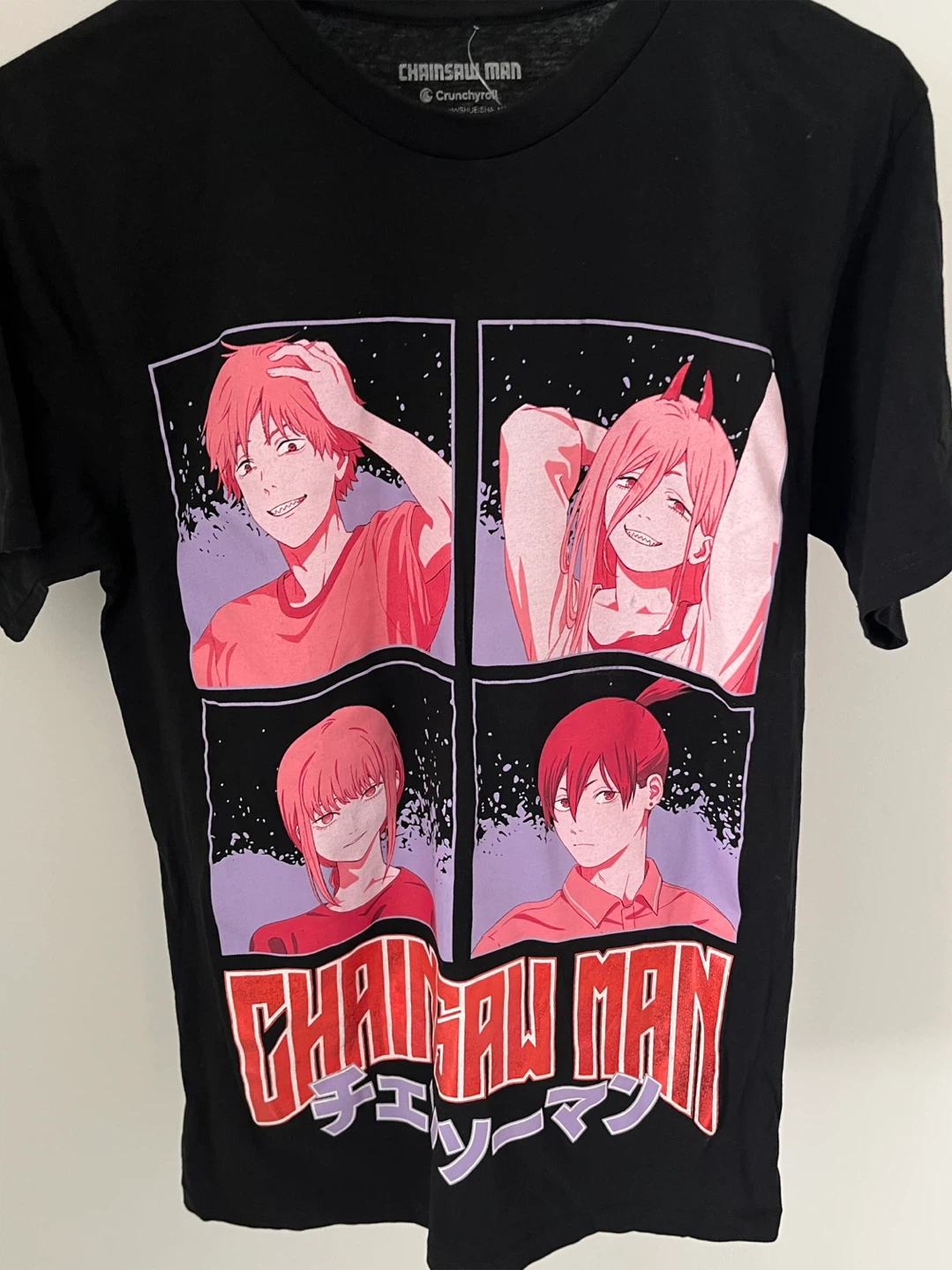 New Chainsaw Man T-Shirt Small Black Pink HotTopic Crunchyroll - photo 3