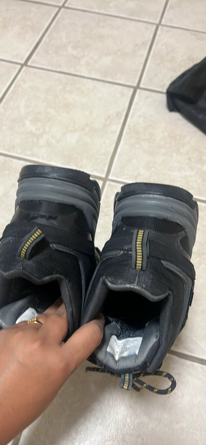 Altra Safety Boots Black Size 8 - photo 2