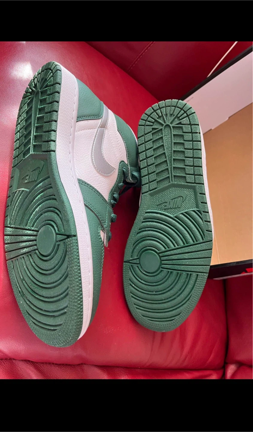 Nike Air Jordan 1 Retro High Gorge Green OG Men's Size 11.5 - photo 3