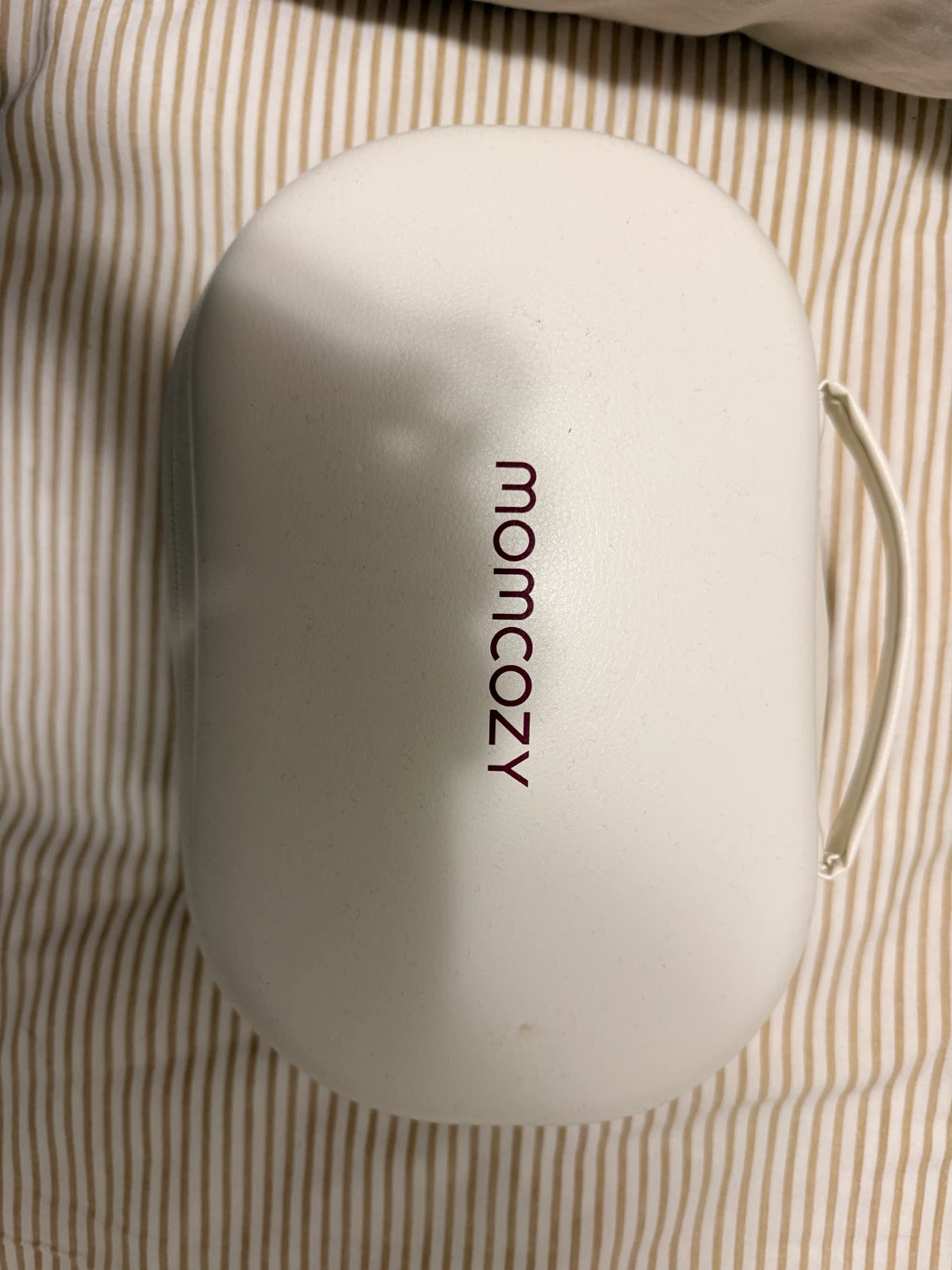 Medela and Momcozy breast pump bundle