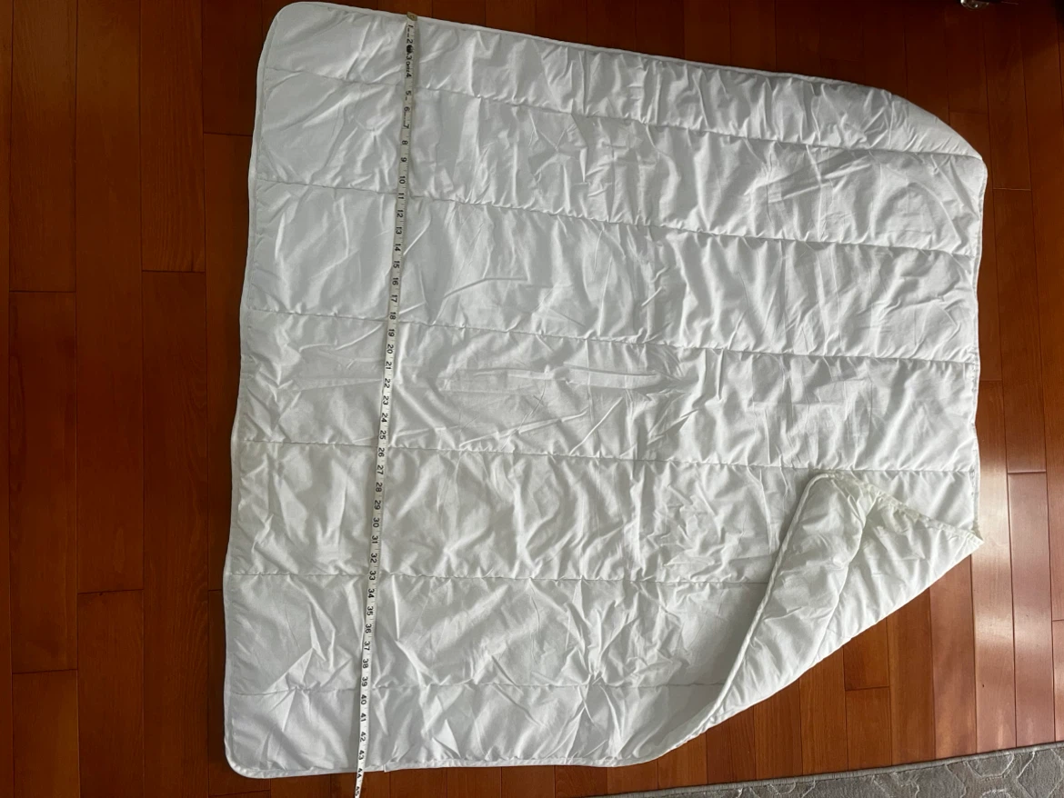 White blanket for a crib - photo 3