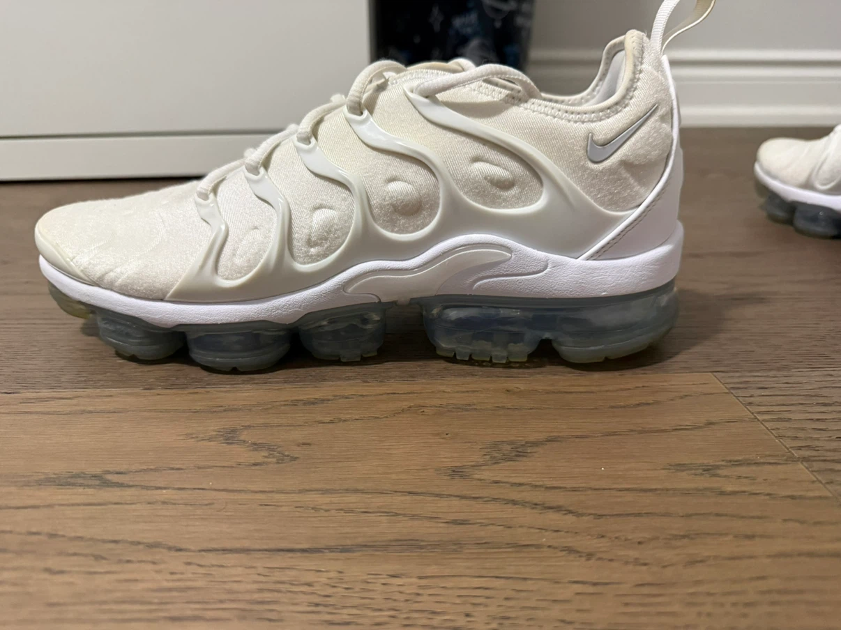 Nike Air VaporMax Plus Off-White