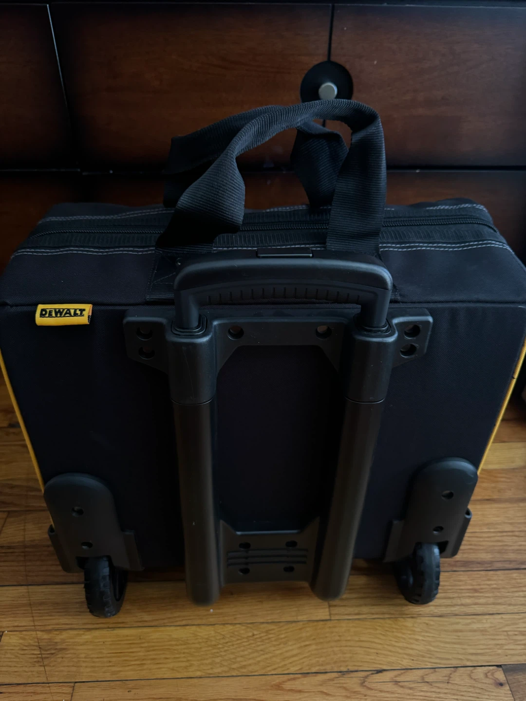 DeWalt Rolling Tool Bag - photo 2