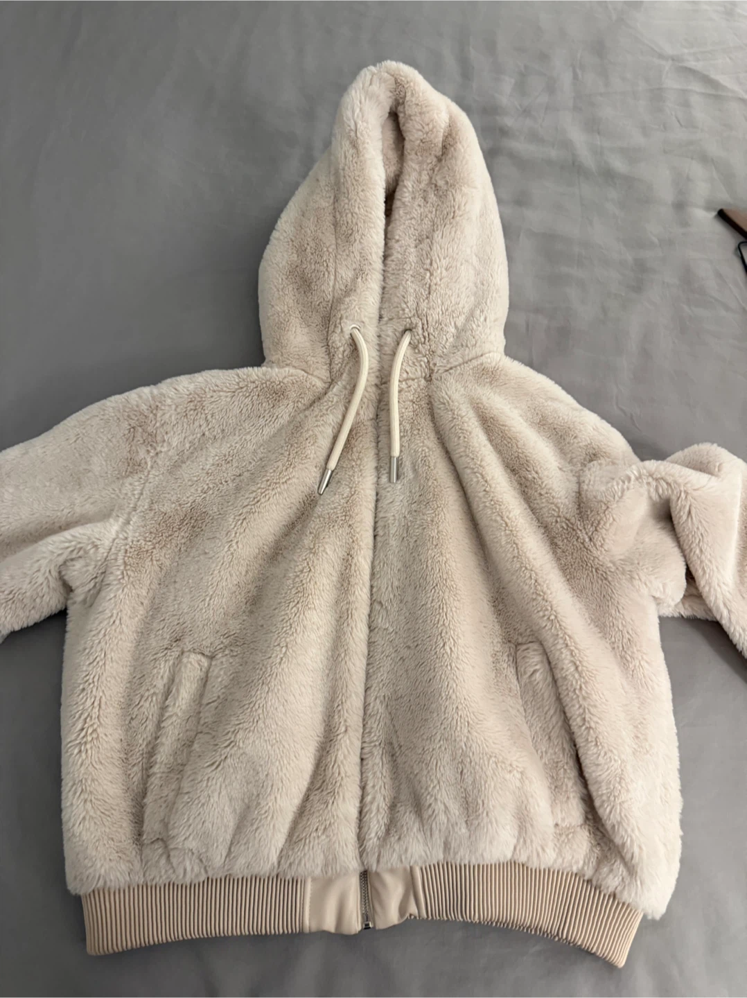 Zara Cream Faux Fur Zip-Up Hoodie - photo 2