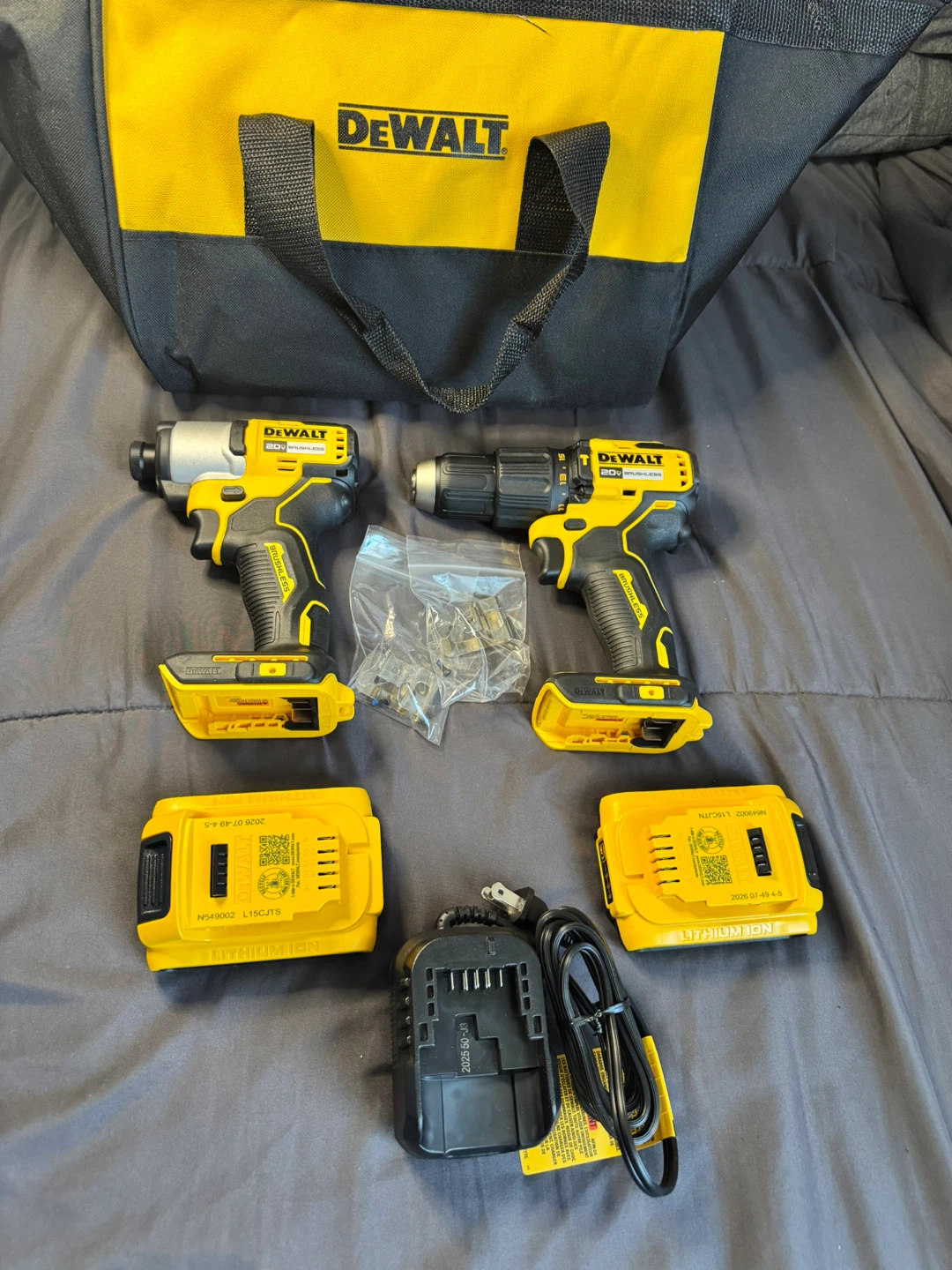BRAND NEW DEWALT 20V Max Brushless Drill and Impact Driver Kit
