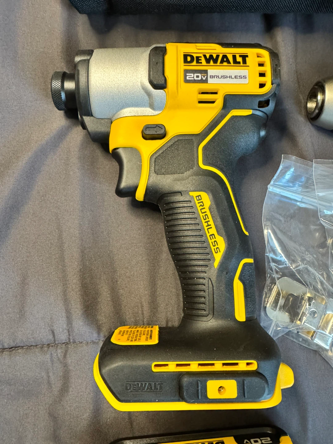 BRAND NEW DEWALT 20V Max Brushless Drill and Impact Driver Kit - photo 4