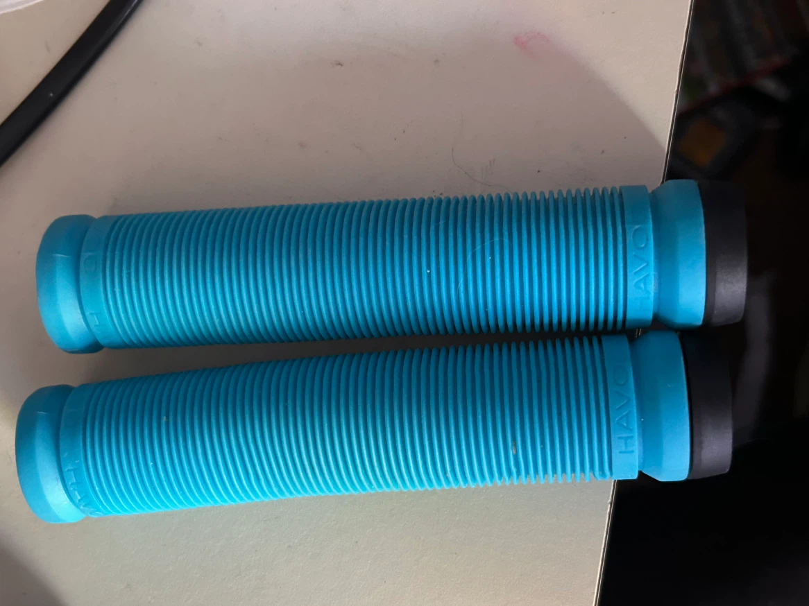 Pivot Scooter with Havoc Grips - photo 3