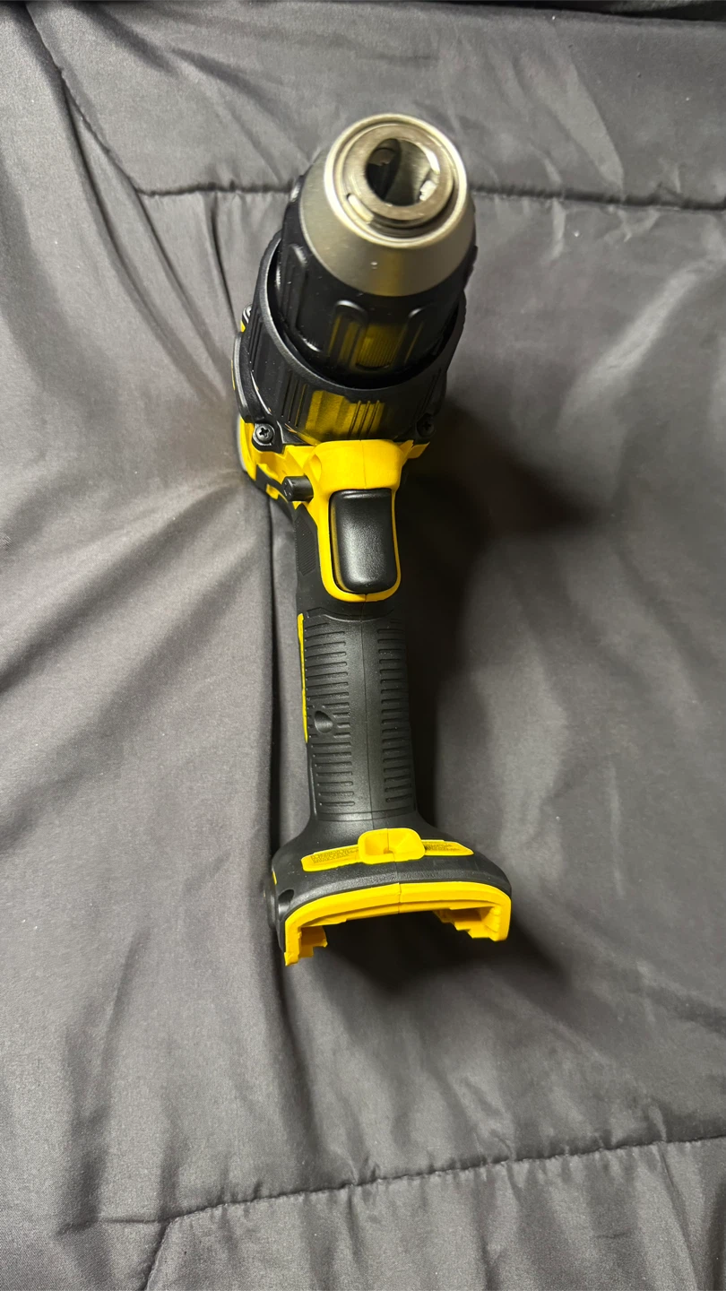 Brand new ! DEWALT DCD798 20V Max Brushless Hammer Drill - photo 2