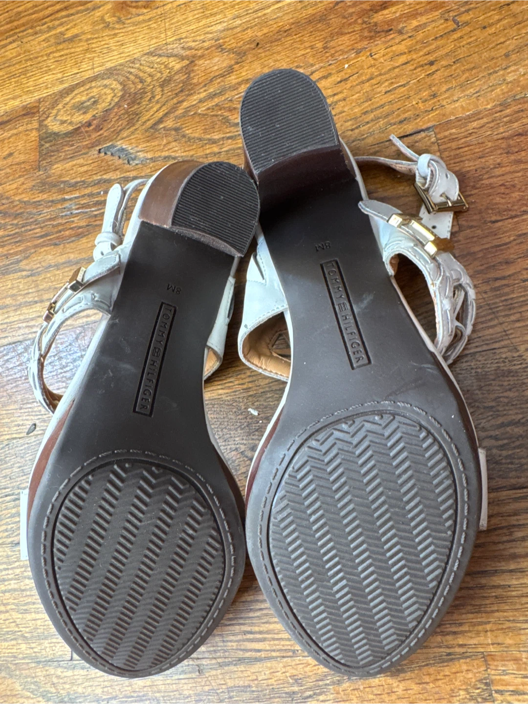 Size 8 Tommy Hilfiger White Block Heel Sandals - photo 2