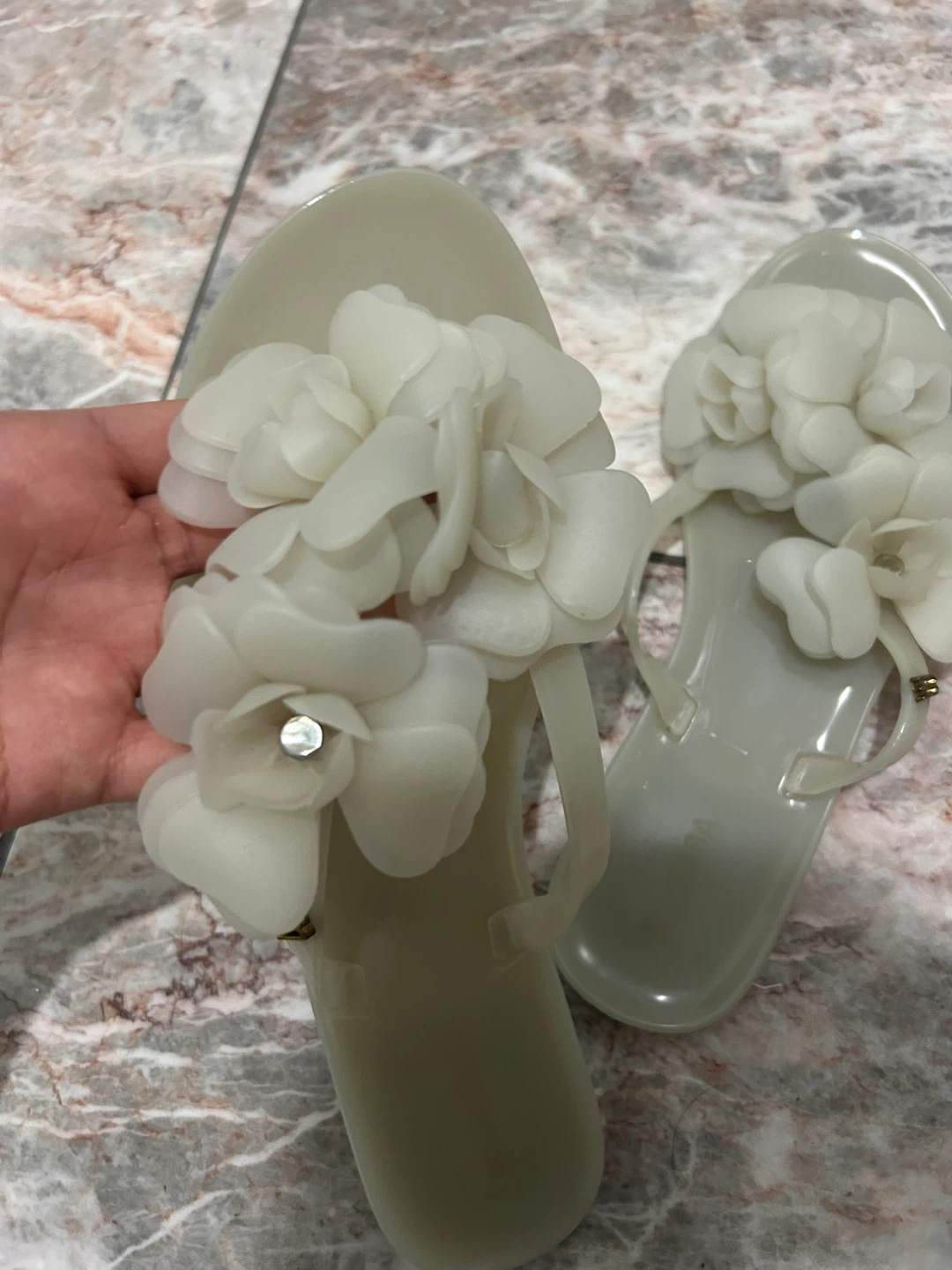 Size 8-8.5 Beach Waterproof Flower Jelly Sandals - photo 4
