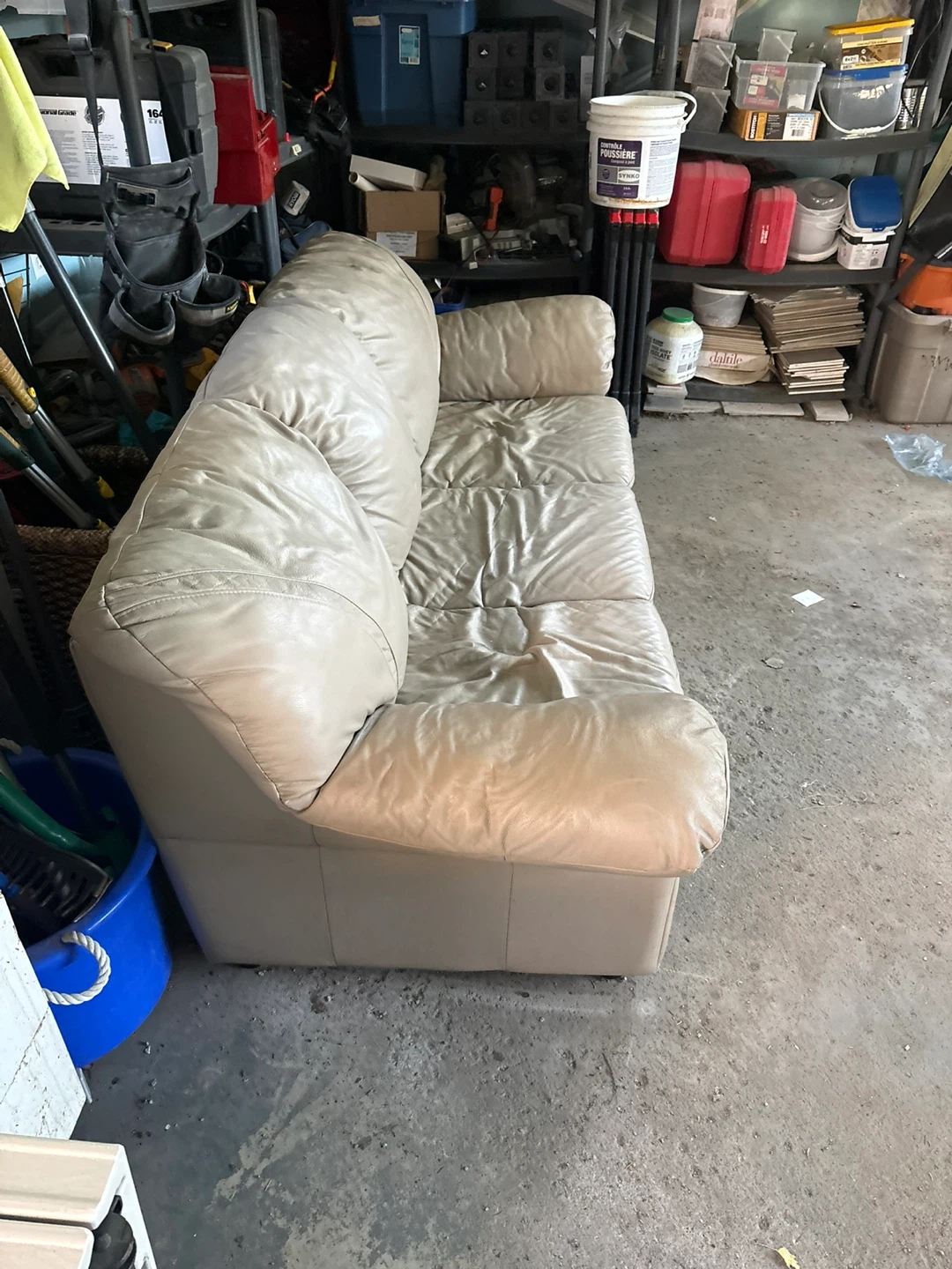 Beige leather couch - photo 4