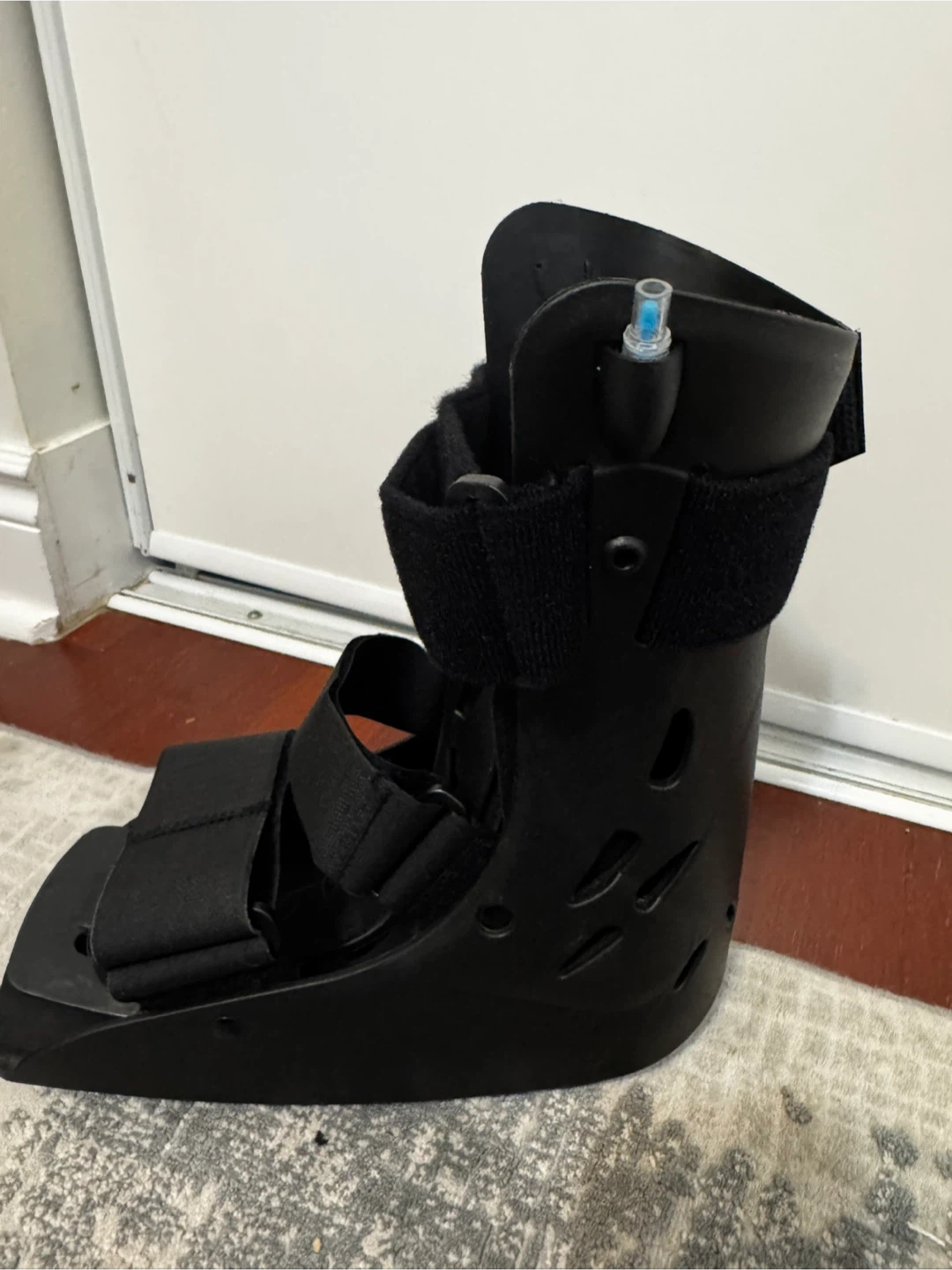 LDK2 Air Walker Orthopaedic Boot