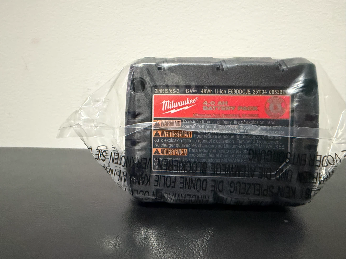 Milwaukee M12 REDLITHIUM XC 4.0 Battery - photo 2