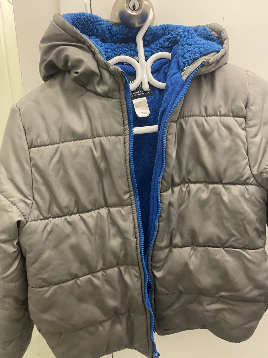 OshKosh B'gosh Puffer Jacket Size 8 - photo 2