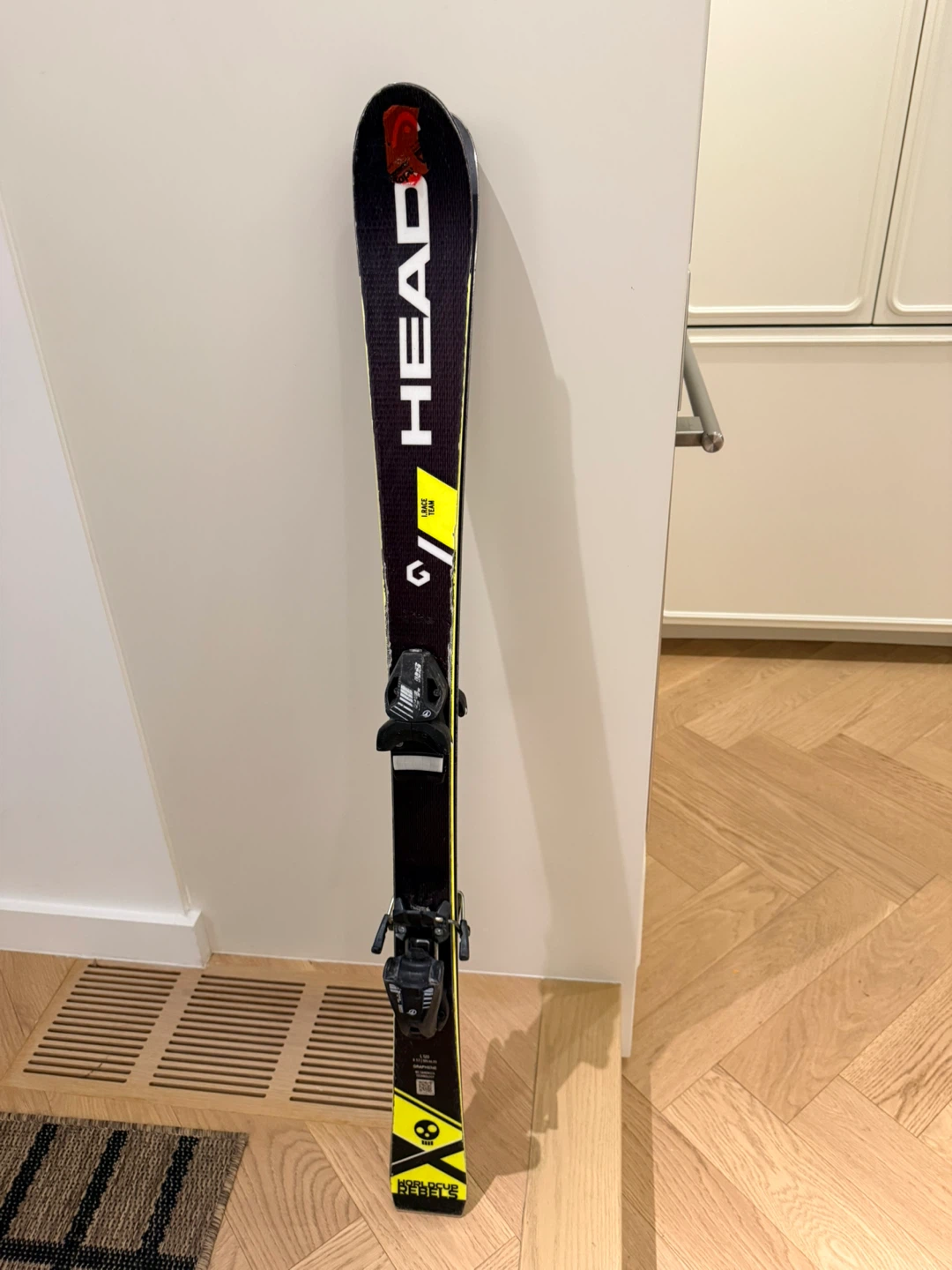 HEAD World Cup junior race ski - photo 2