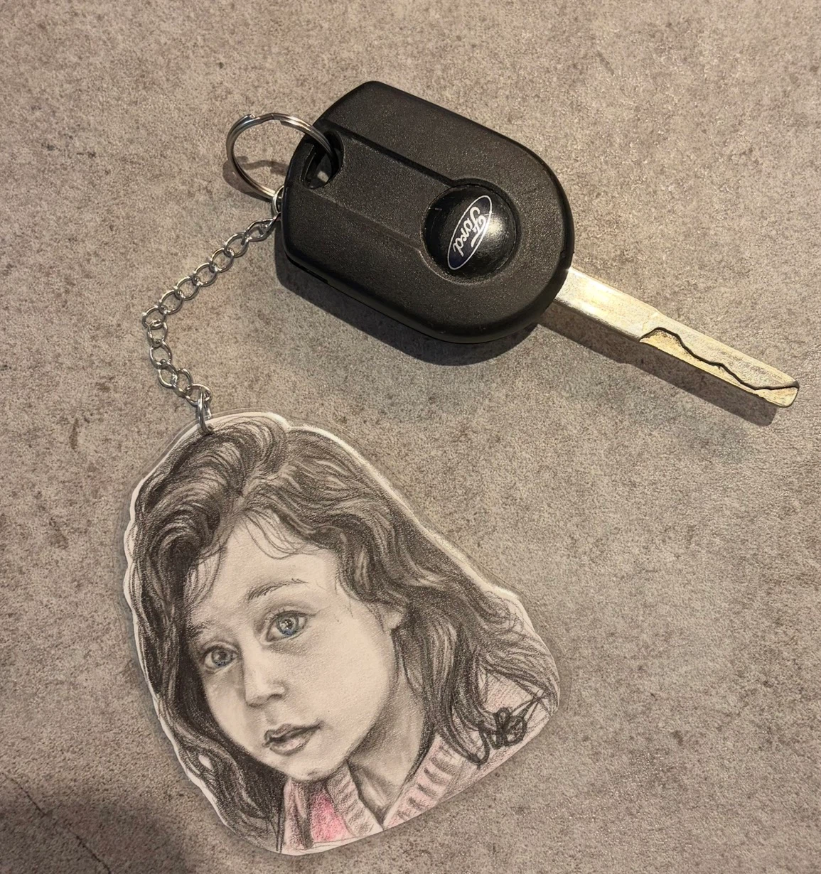 Custom Portrait Keychain - photo 2