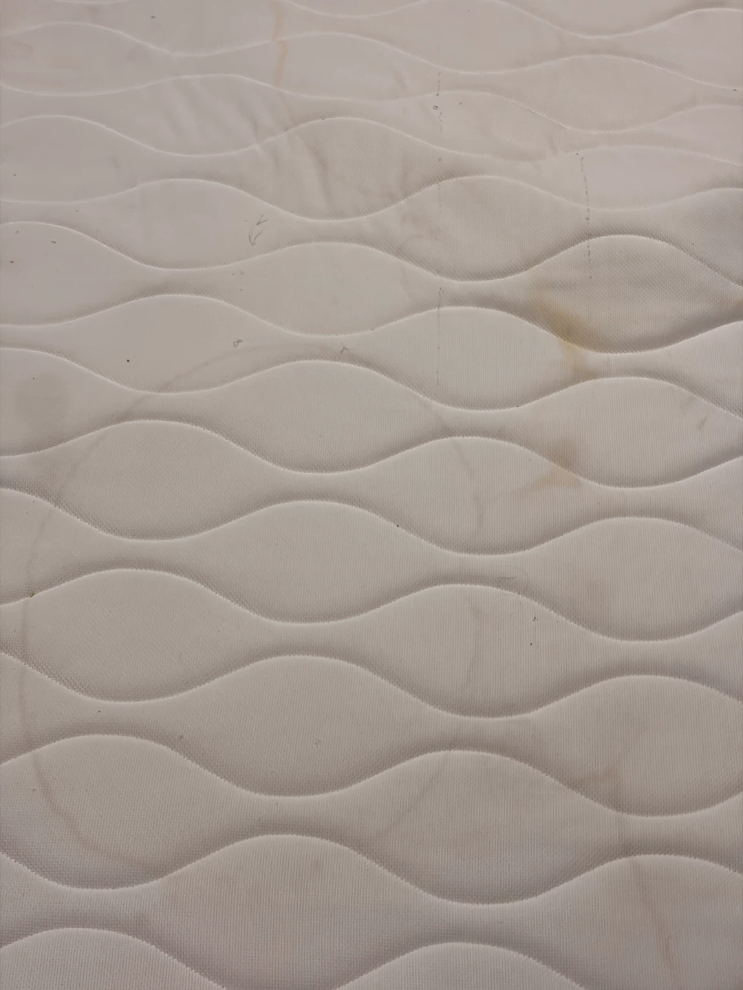 IKEA VAGSTRANDA King Size Firm Mattress - photo 2