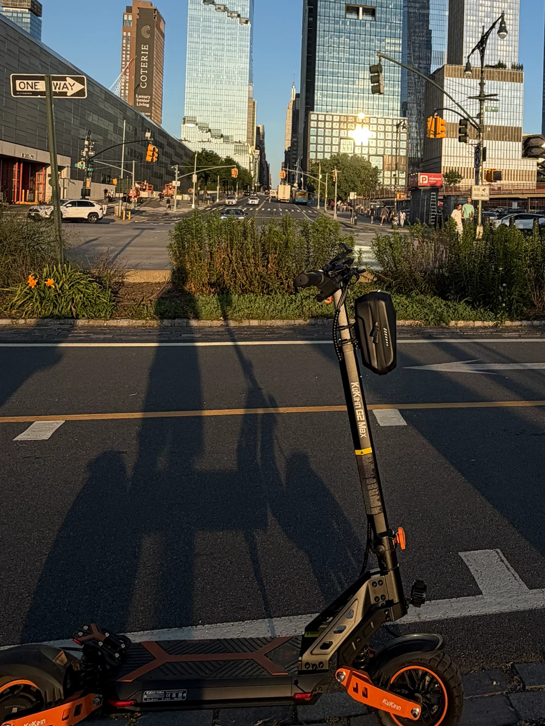 KuKirin G2 Max Electric Scooter