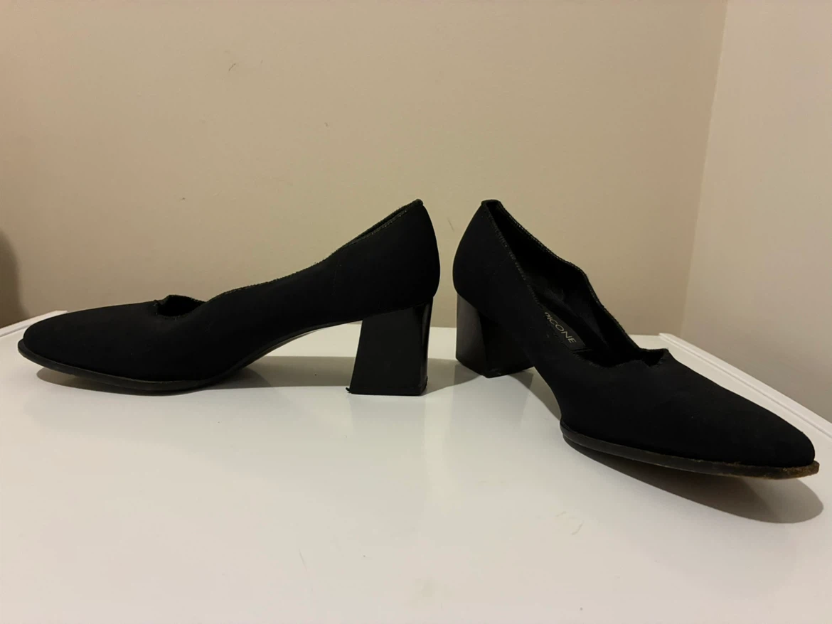 Evan-Picone Black Block Heel Pumps Size 7.5 - photo 3