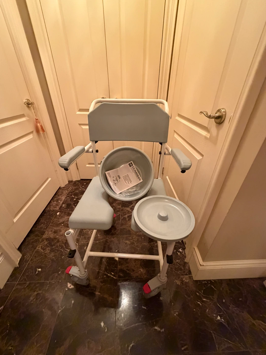 Brand New Commode $450