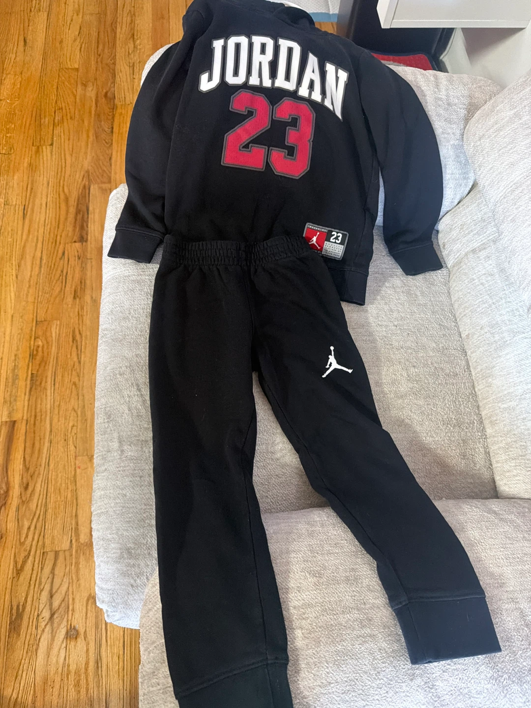 Jordan Boys Hoodie and Jogger Set Size 5/6