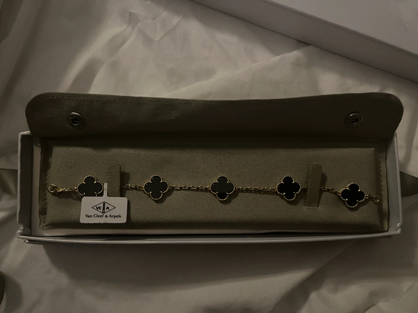 Van Cleef & Arpels Vintage Alhambra Bracelet - photo 2