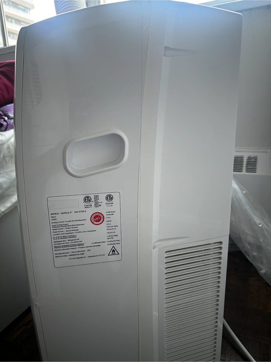 Hisense 10,000 BTU Portable Air Conditioner - photo 2