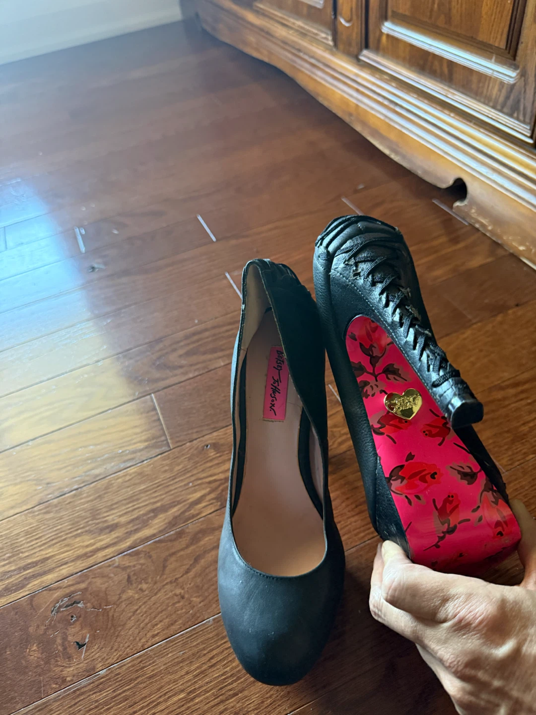 Betsey Johnson Black Heels - photo 2