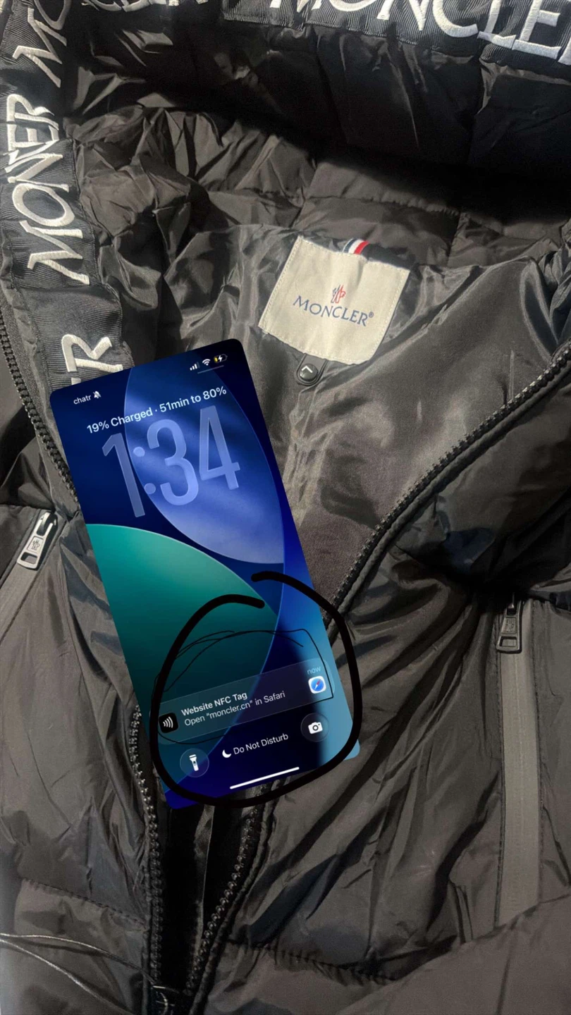 Moncler Puffer Jacket Black - photo 2
