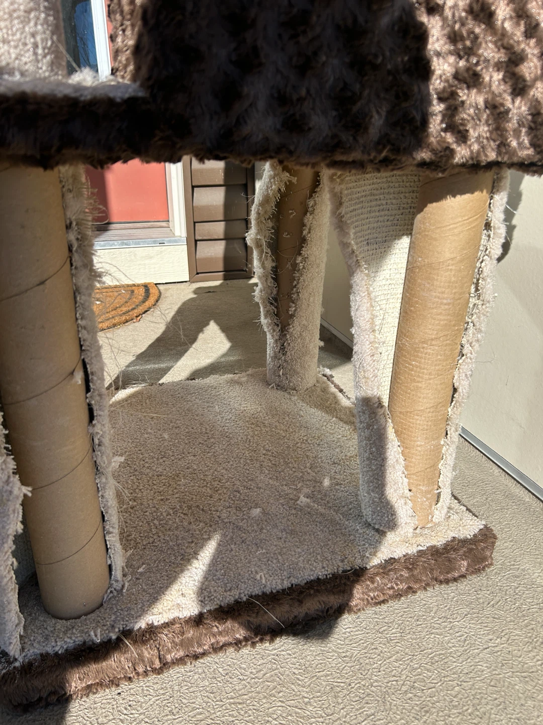 Cat litter box/tree/litter pick up all - photo 5