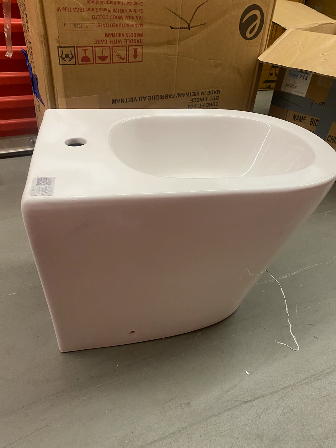 White Ceramic Bidet - photo 4