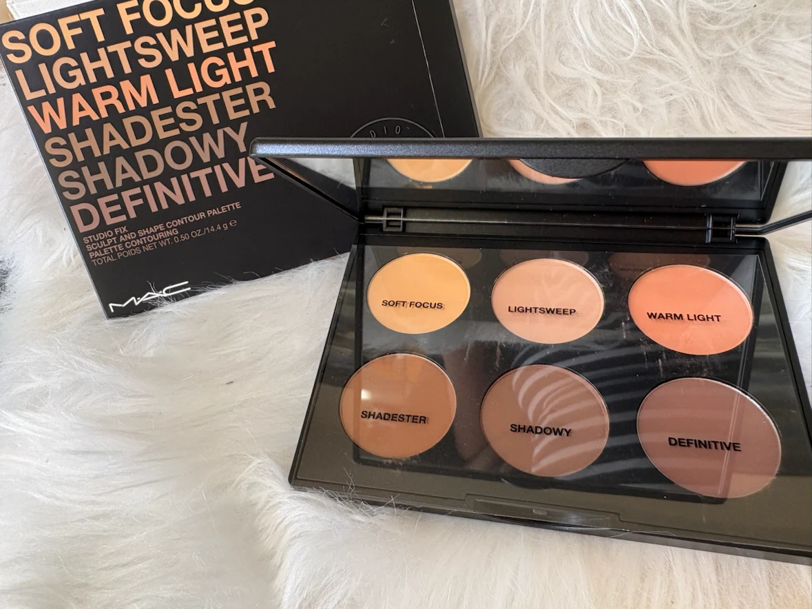MAC Studio Fix Sculpt and Shape Contour Palette