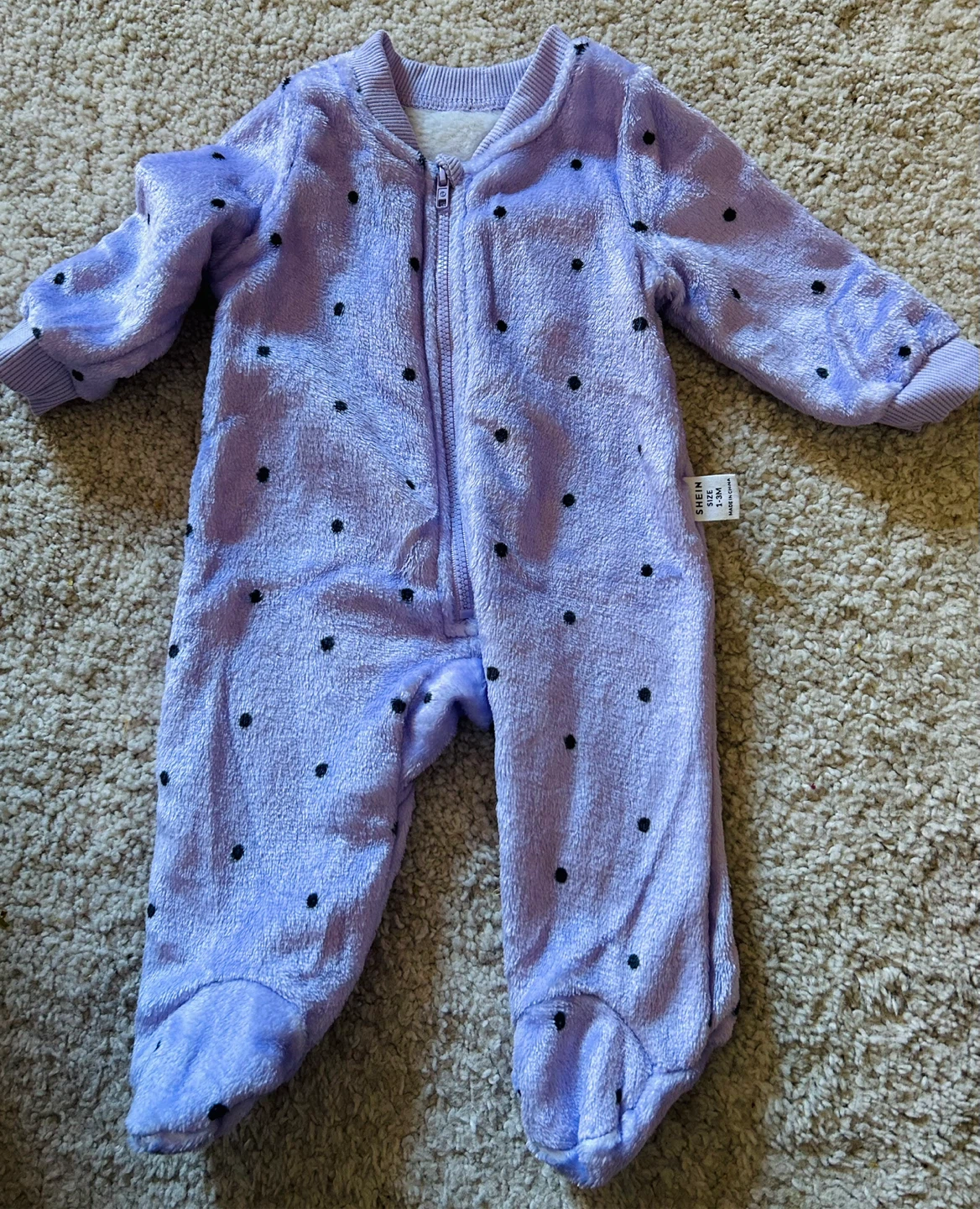 SHEIN Baby Polka Dot Fleece Onesie