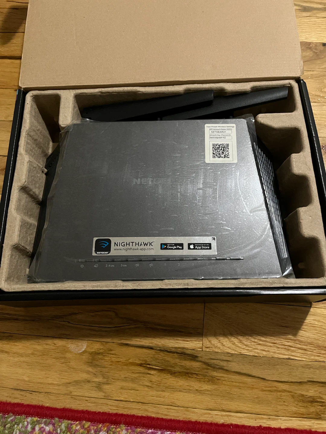 Netgear Nighthawk AC1900 Smart WiFi Router R7000 - photo 3