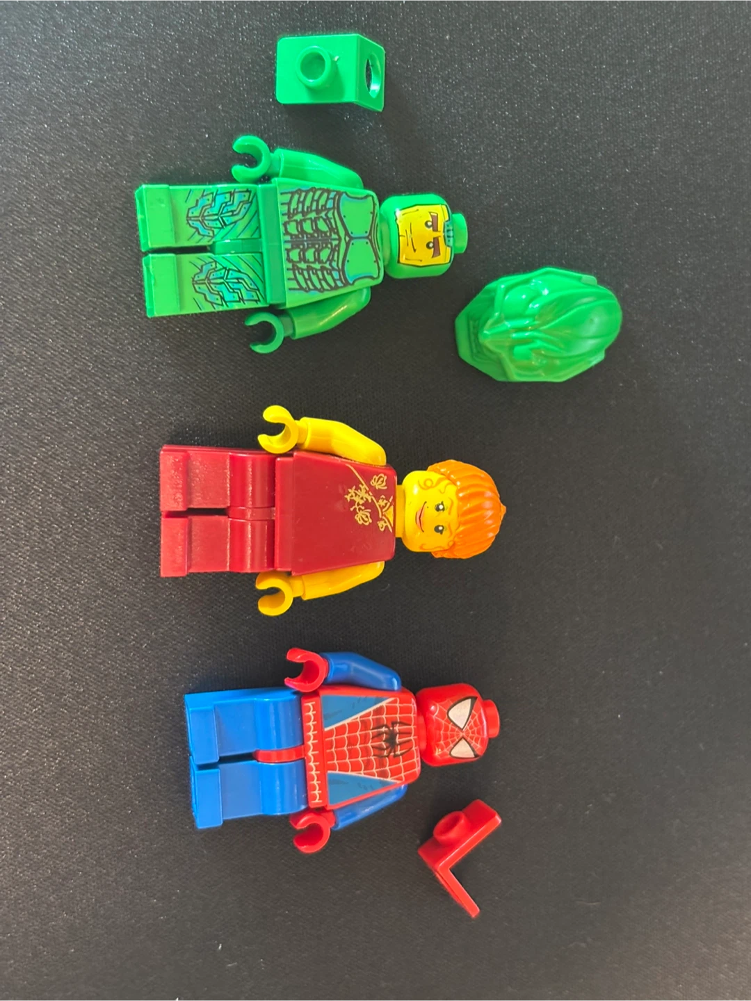2000’s LEGO SPIDER-MAN, GREEN GOBLIN AND MARRY JANE