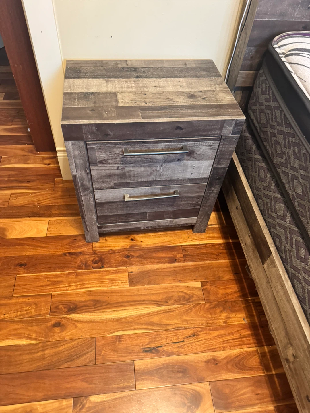 Full size bedroom set - photo 3