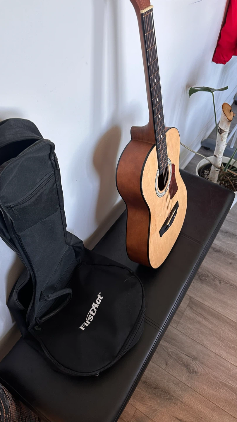 First Act M2G 60 Acoustic Guitar
