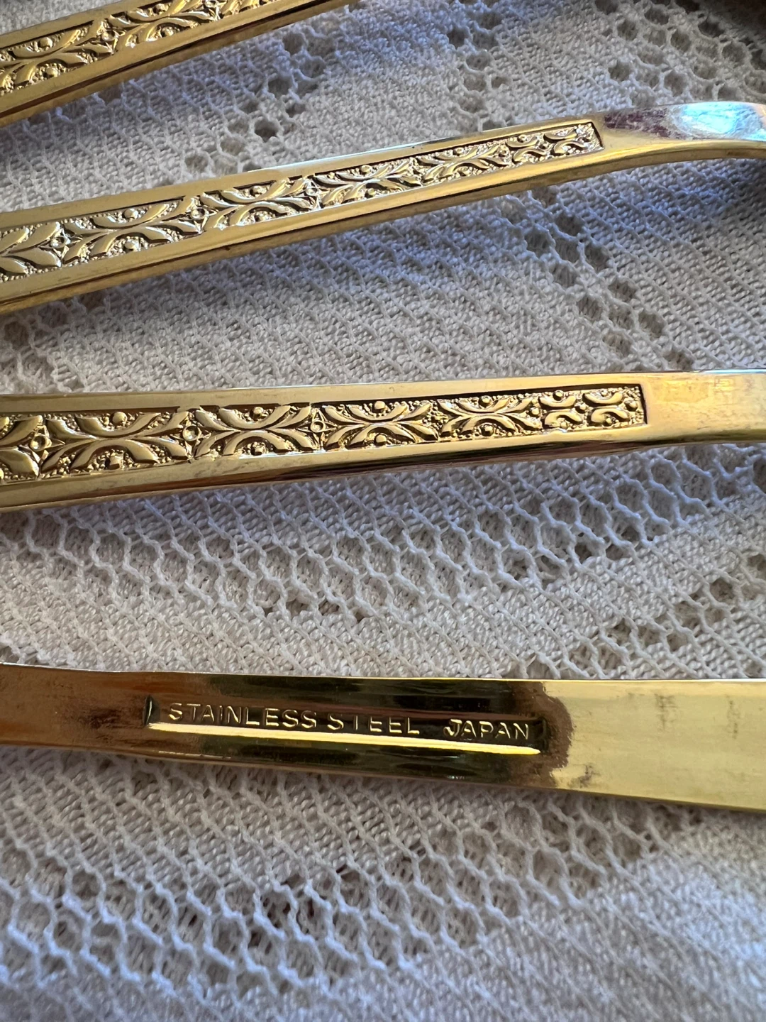 37-piece vintage gold-electroplated flatware lot - photo 2