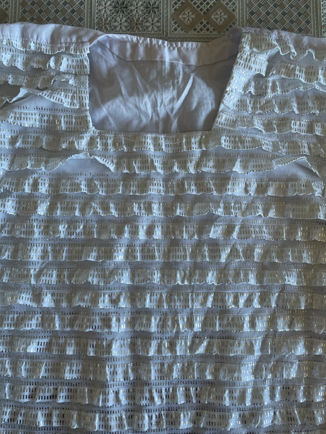 White Sleeveless Ruffle Blouse - photo 3