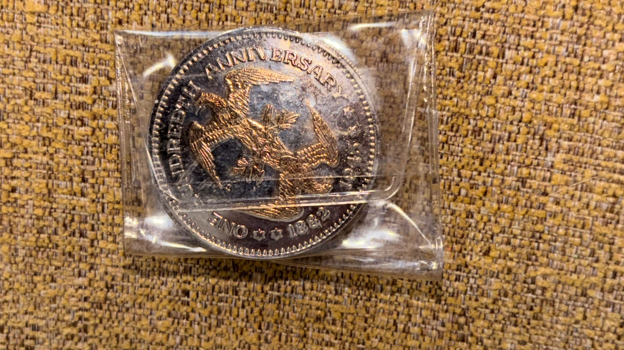 Franklin Delano Roosevelt Commemorative Coin - photo 2