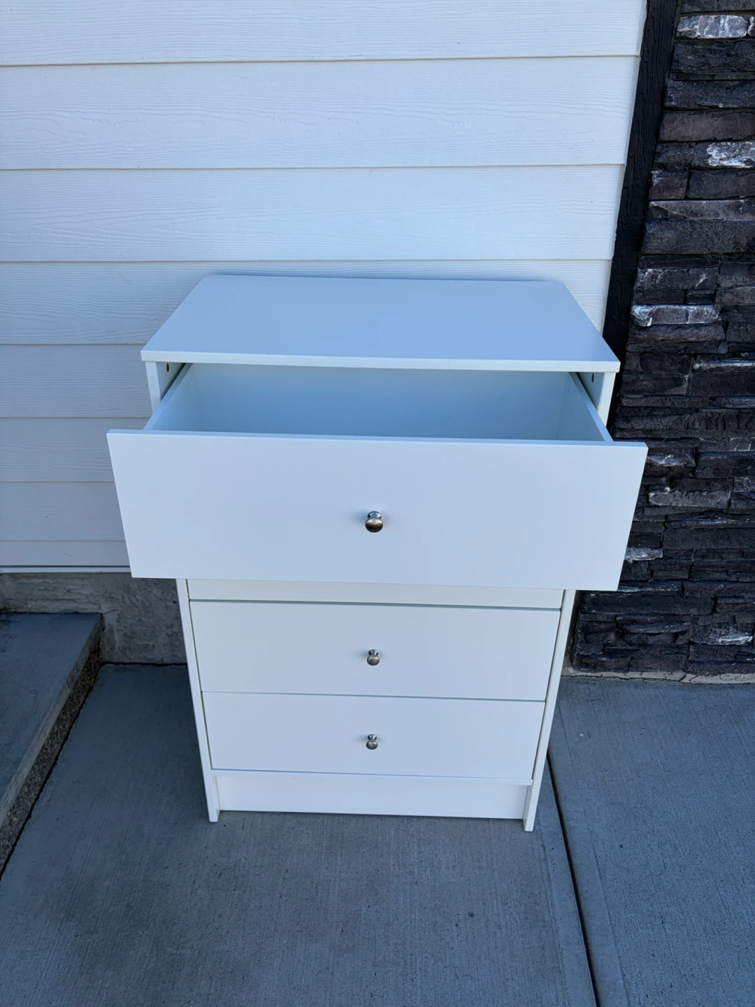 IKEA white dresser with 4 drawers - photo 2